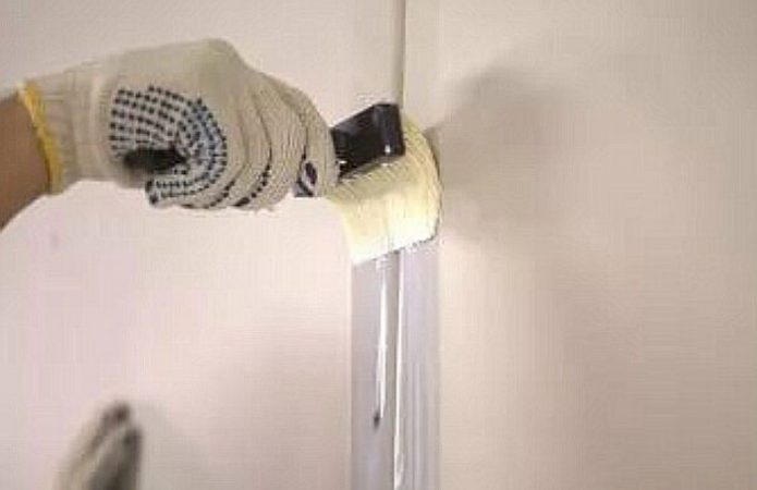 Обработка гипсокартона грунтовкой